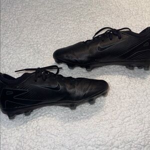 Nike Boy’s Soccer Cleats Size 3